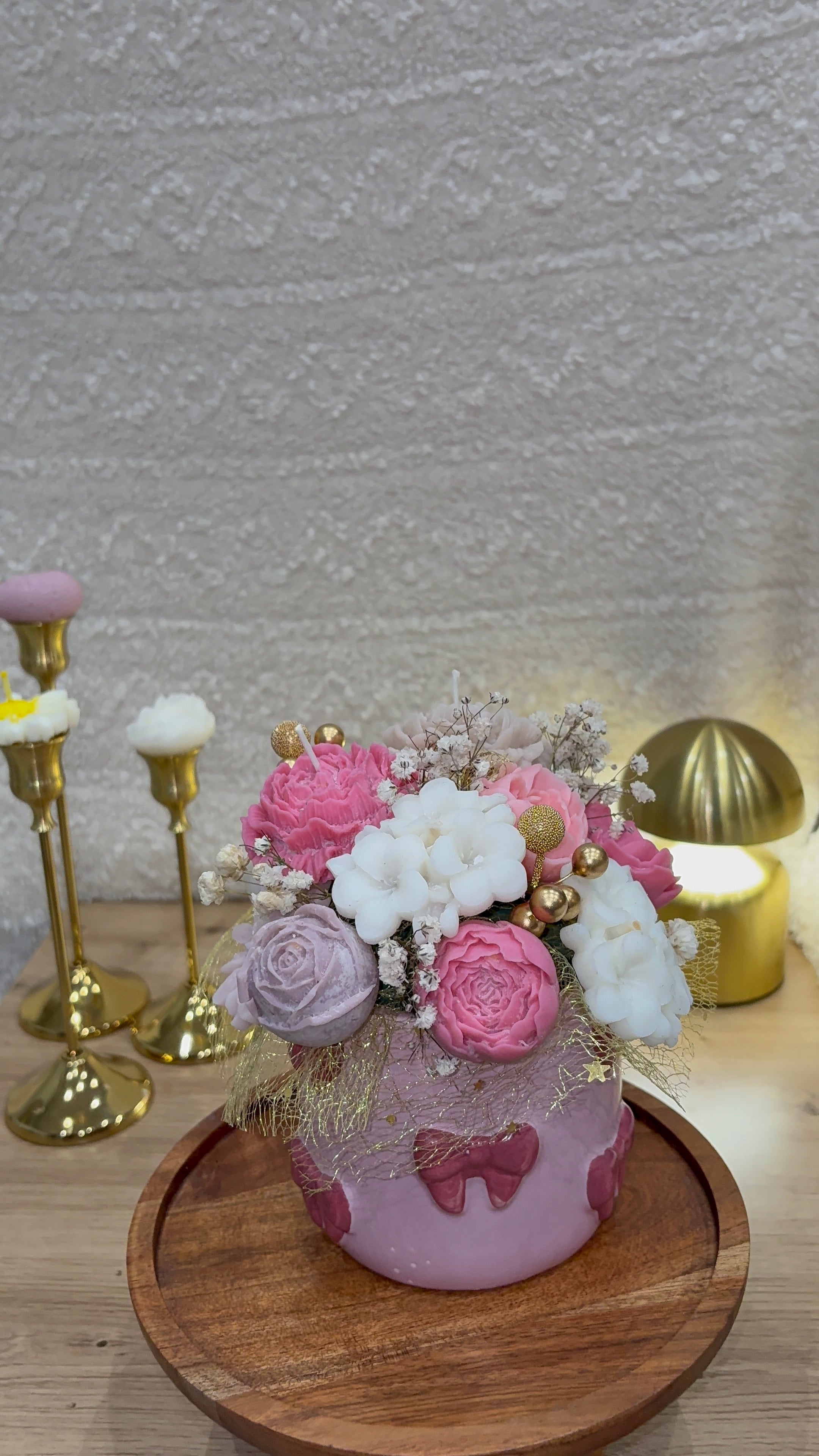 Petit vase fleuri